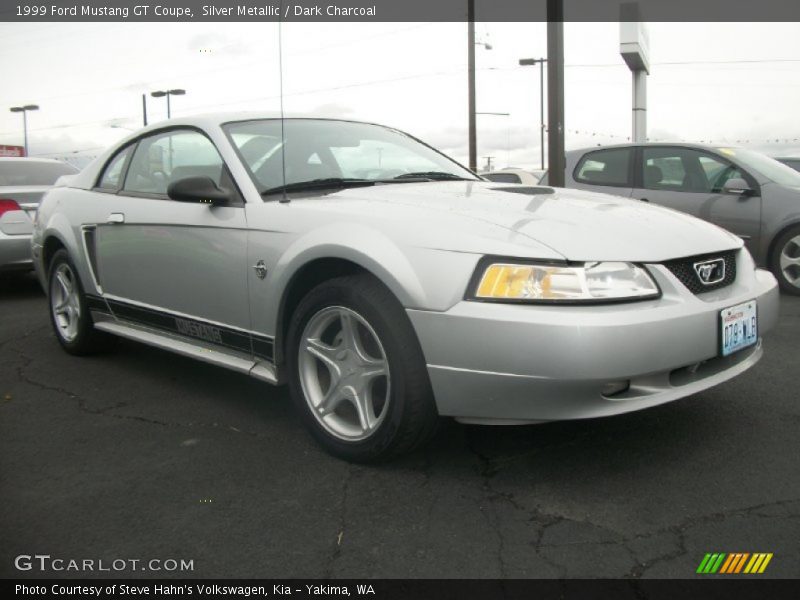 Silver Metallic / Dark Charcoal 1999 Ford Mustang GT Coupe