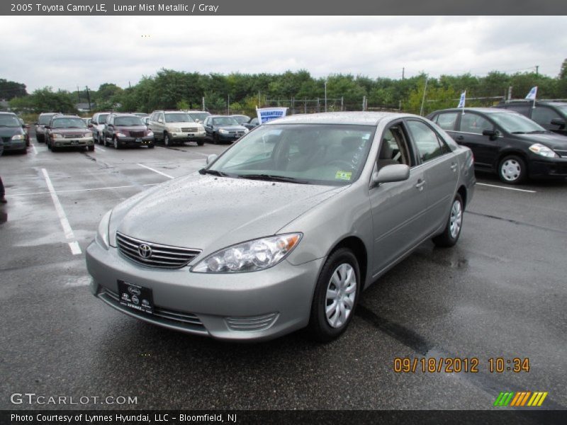 Lunar Mist Metallic / Gray 2005 Toyota Camry LE
