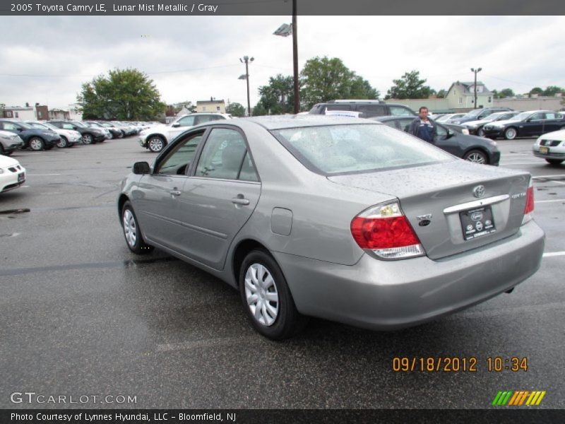 Lunar Mist Metallic / Gray 2005 Toyota Camry LE