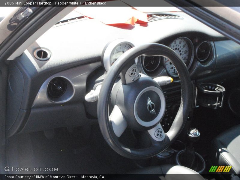 Pepper White / Panther Black 2006 Mini Cooper Hardtop