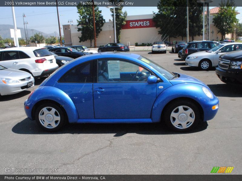 Techno Blue Pearl / Light Grey 2001 Volkswagen New Beetle GLS Coupe