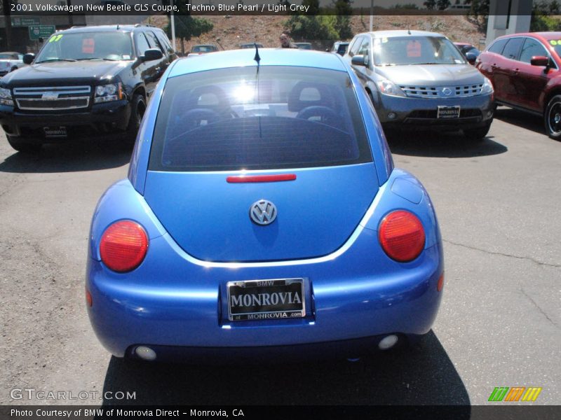 Techno Blue Pearl / Light Grey 2001 Volkswagen New Beetle GLS Coupe