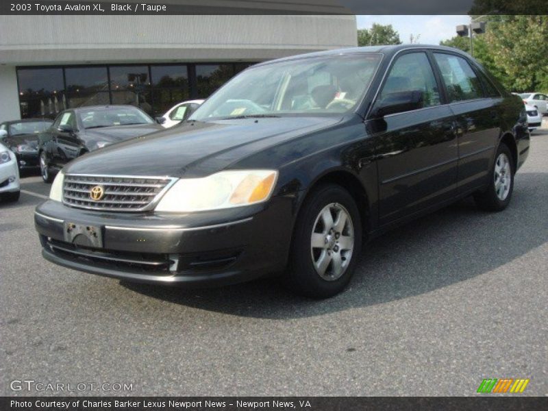 Black / Taupe 2003 Toyota Avalon XL