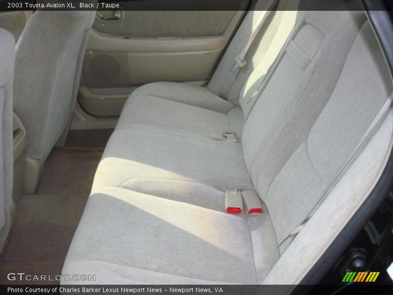 Black / Taupe 2003 Toyota Avalon XL