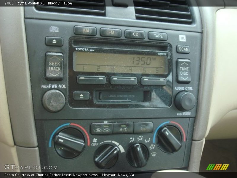 Black / Taupe 2003 Toyota Avalon XL