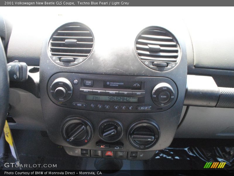 Techno Blue Pearl / Light Grey 2001 Volkswagen New Beetle GLS Coupe