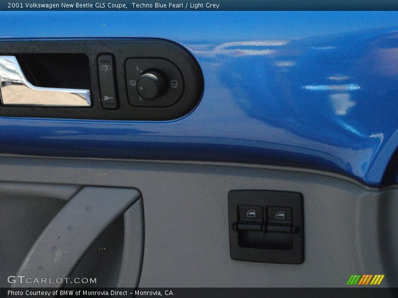 Techno Blue Pearl / Light Grey 2001 Volkswagen New Beetle GLS Coupe
