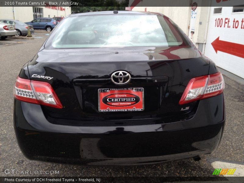 Black / Ash Gray 2010 Toyota Camry LE