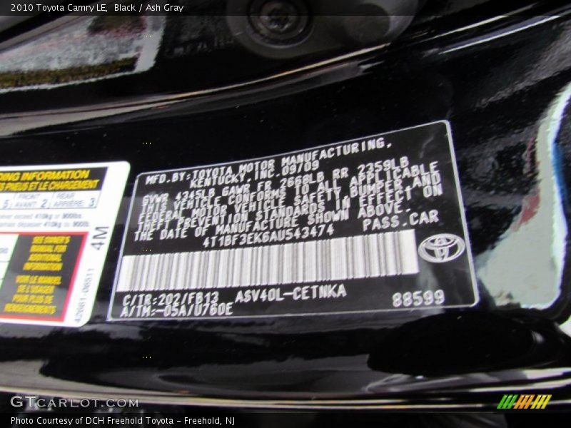 Black / Ash Gray 2010 Toyota Camry LE