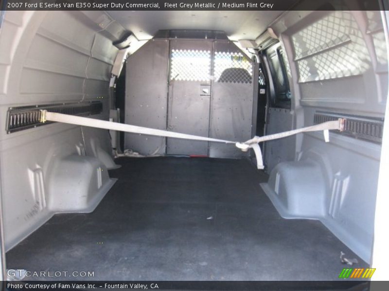  2007 E Series Van E350 Super Duty Commercial Trunk