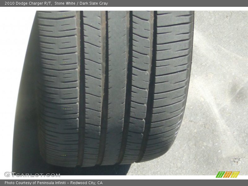 Stone White / Dark Slate Gray 2010 Dodge Charger R/T