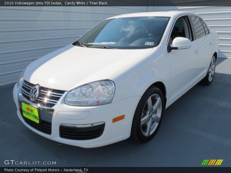 Candy White / Titan Black 2010 Volkswagen Jetta TDI Sedan