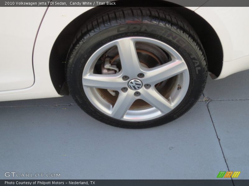Candy White / Titan Black 2010 Volkswagen Jetta TDI Sedan