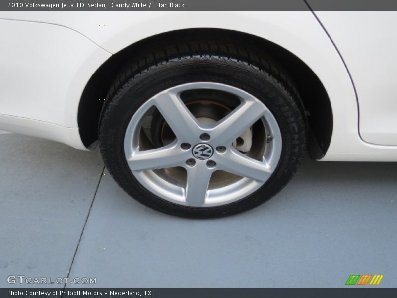 Candy White / Titan Black 2010 Volkswagen Jetta TDI Sedan