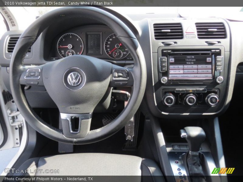 Candy White / Titan Black 2010 Volkswagen Jetta TDI Sedan