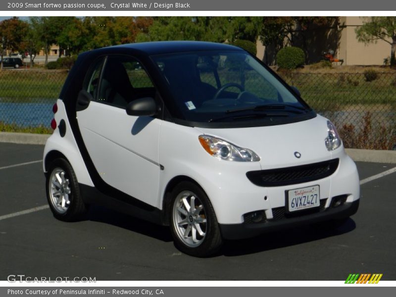 Crystal White / Design Black 2009 Smart fortwo passion coupe