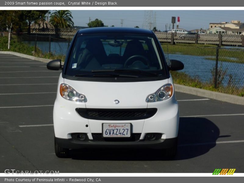 Crystal White / Design Black 2009 Smart fortwo passion coupe