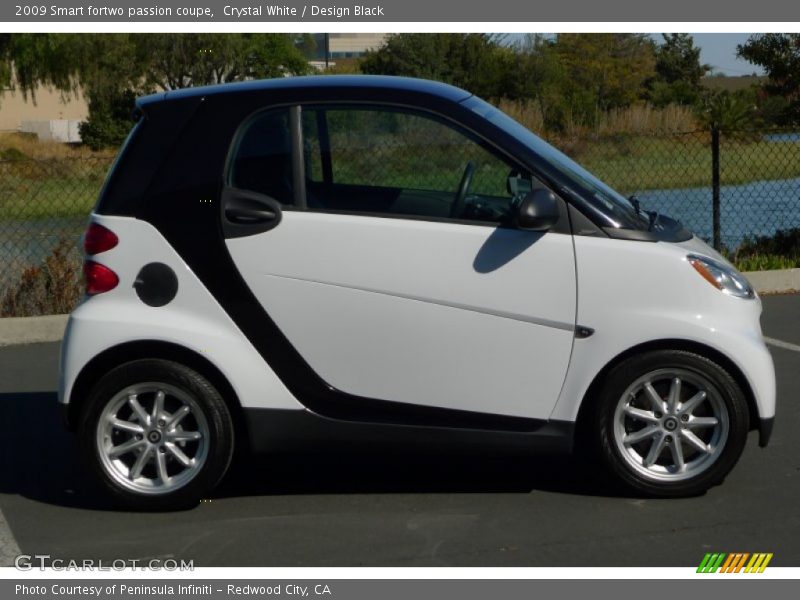 Crystal White / Design Black 2009 Smart fortwo passion coupe