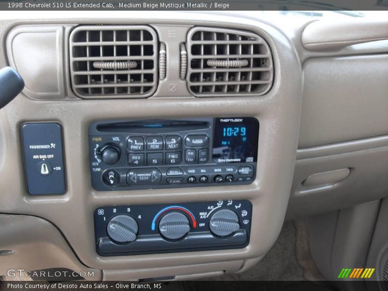Medium Beige Mystique Metallic / Beige 1998 Chevrolet S10 LS Extended Cab