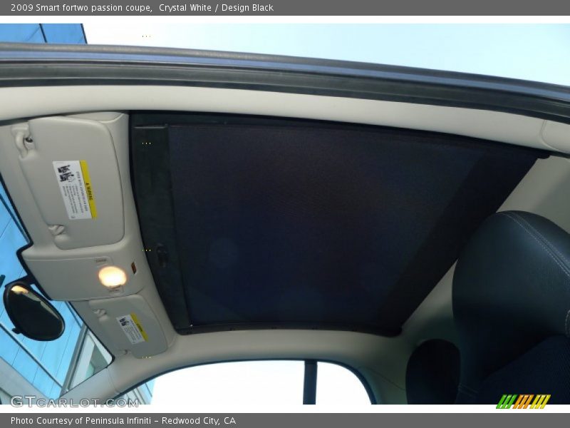Crystal White / Design Black 2009 Smart fortwo passion coupe