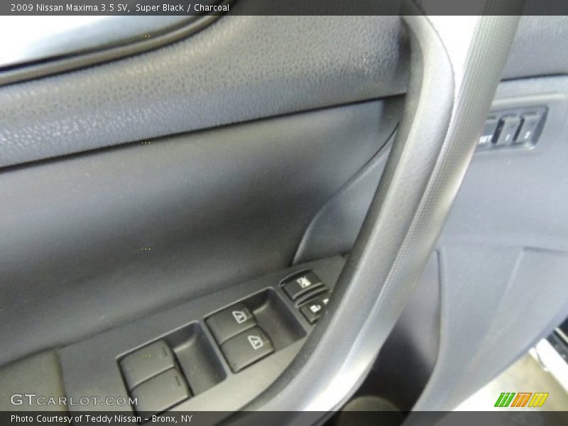 Super Black / Charcoal 2009 Nissan Maxima 3.5 SV