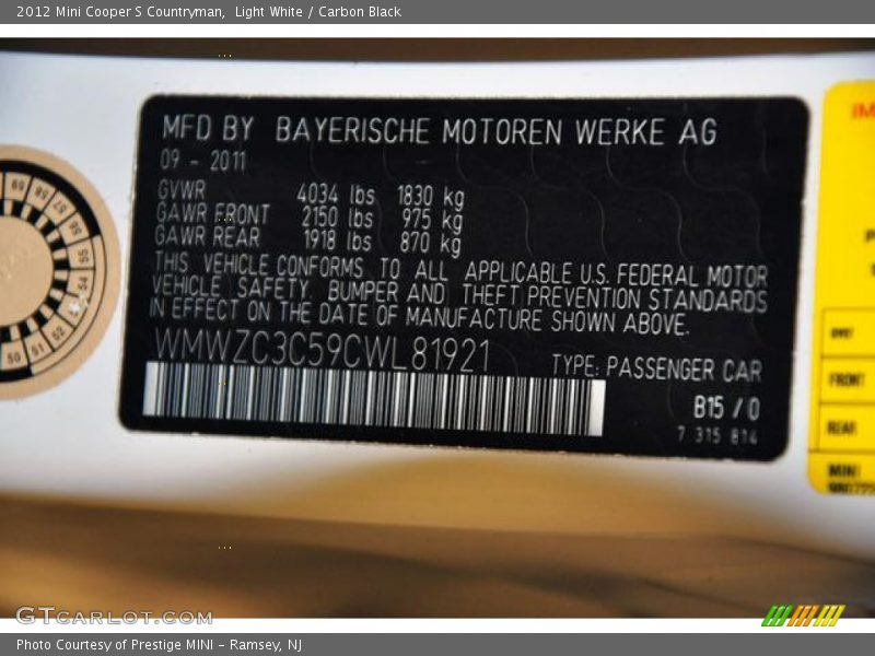 Light White / Carbon Black 2012 Mini Cooper S Countryman