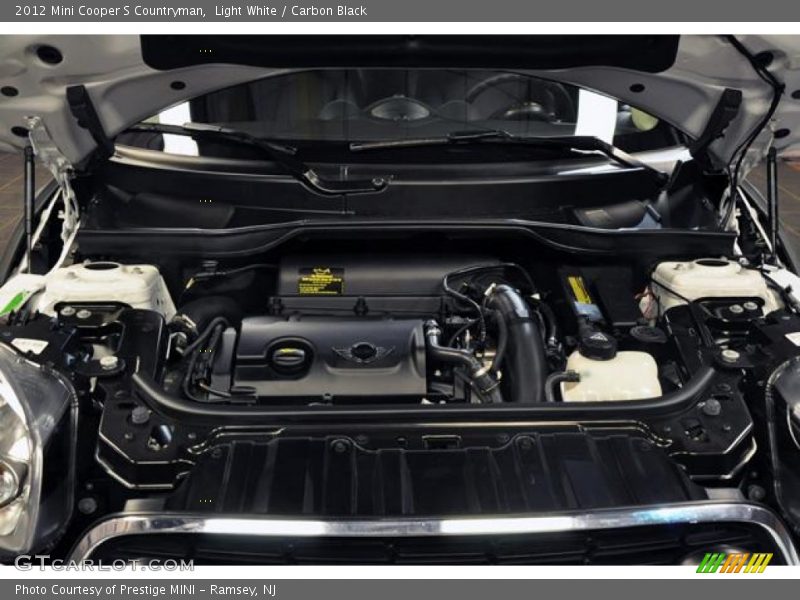 Light White / Carbon Black 2012 Mini Cooper S Countryman
