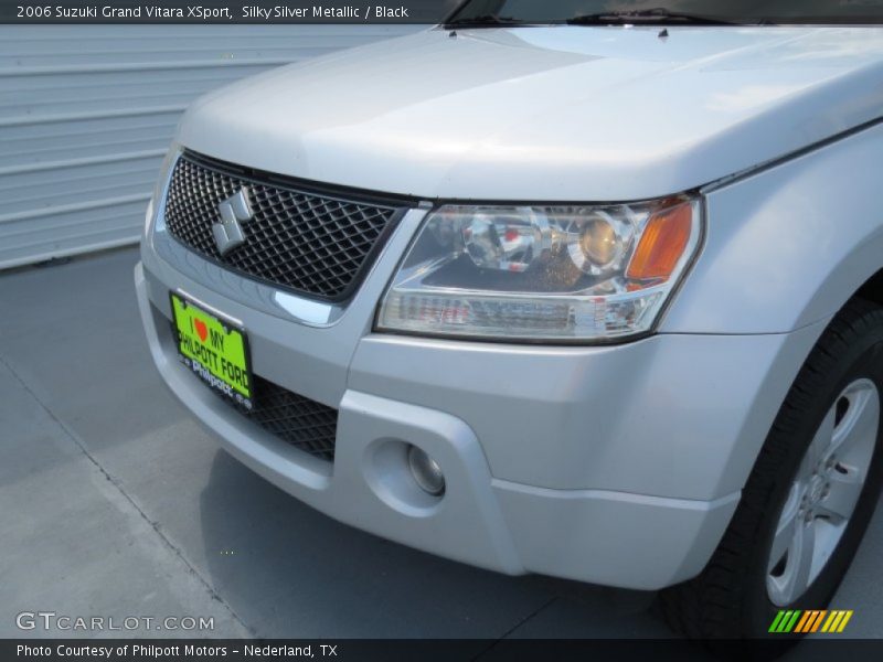 Silky Silver Metallic / Black 2006 Suzuki Grand Vitara XSport