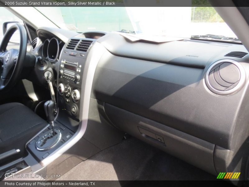 Silky Silver Metallic / Black 2006 Suzuki Grand Vitara XSport