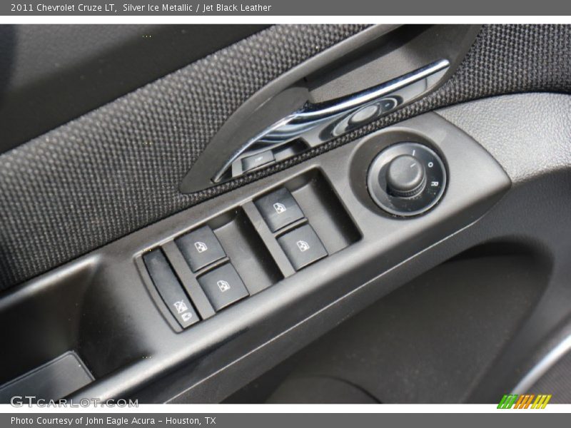Silver Ice Metallic / Jet Black Leather 2011 Chevrolet Cruze LT