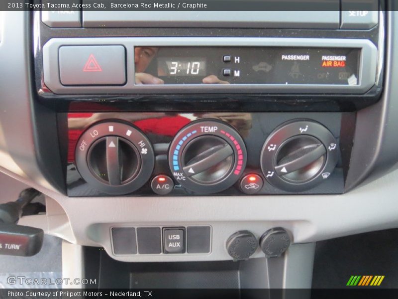 Controls of 2013 Tacoma Access Cab