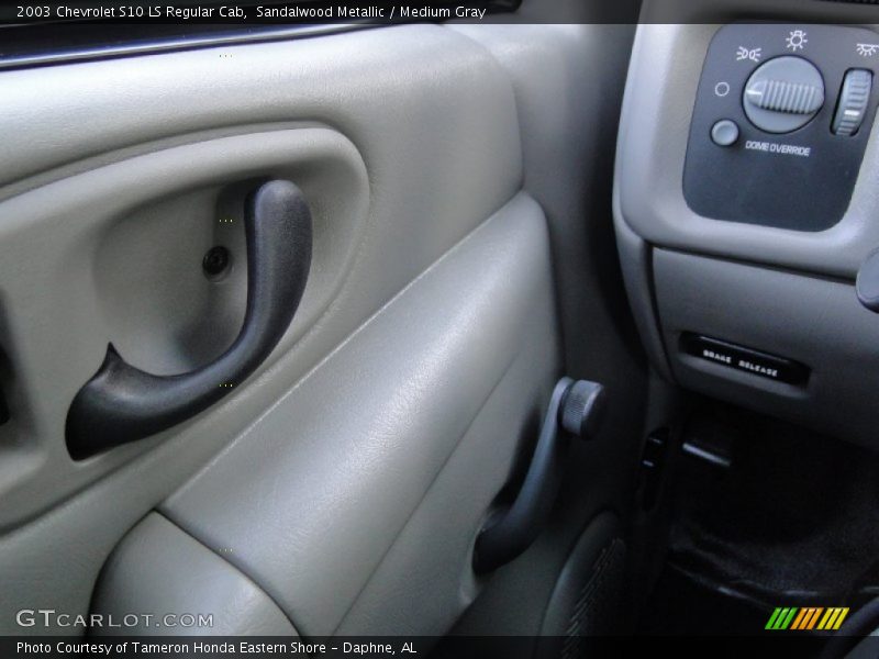 Sandalwood Metallic / Medium Gray 2003 Chevrolet S10 LS Regular Cab