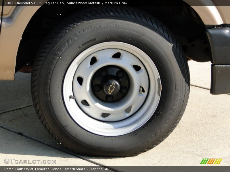 Sandalwood Metallic / Medium Gray 2003 Chevrolet S10 LS Regular Cab