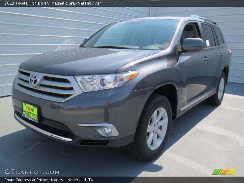 Magnetic Gray Metallic / Ash 2013 Toyota Highlander