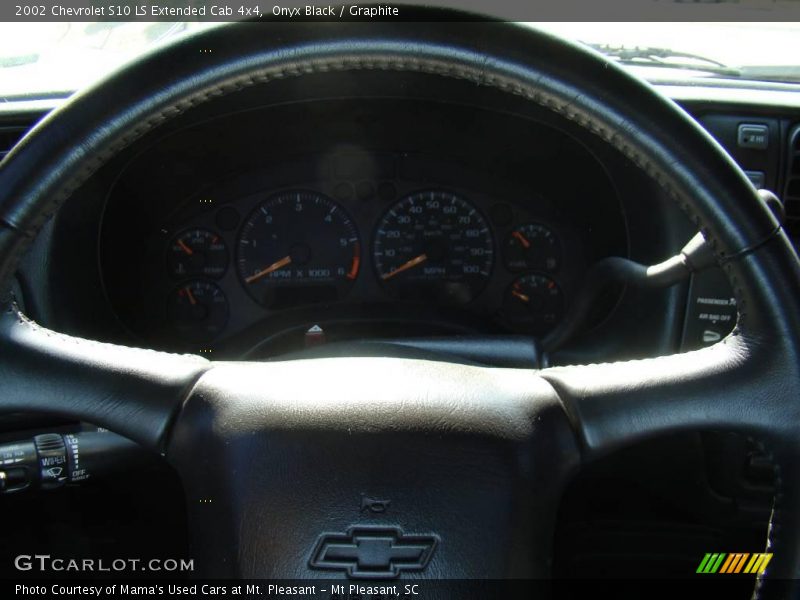 Onyx Black / Graphite 2002 Chevrolet S10 LS Extended Cab 4x4