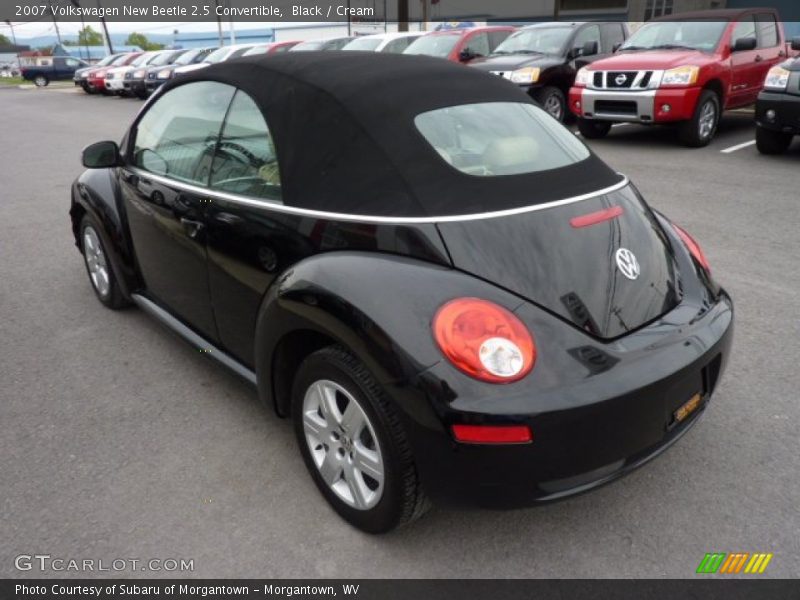 Black / Cream 2007 Volkswagen New Beetle 2.5 Convertible