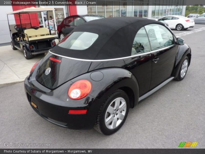 Black / Cream 2007 Volkswagen New Beetle 2.5 Convertible