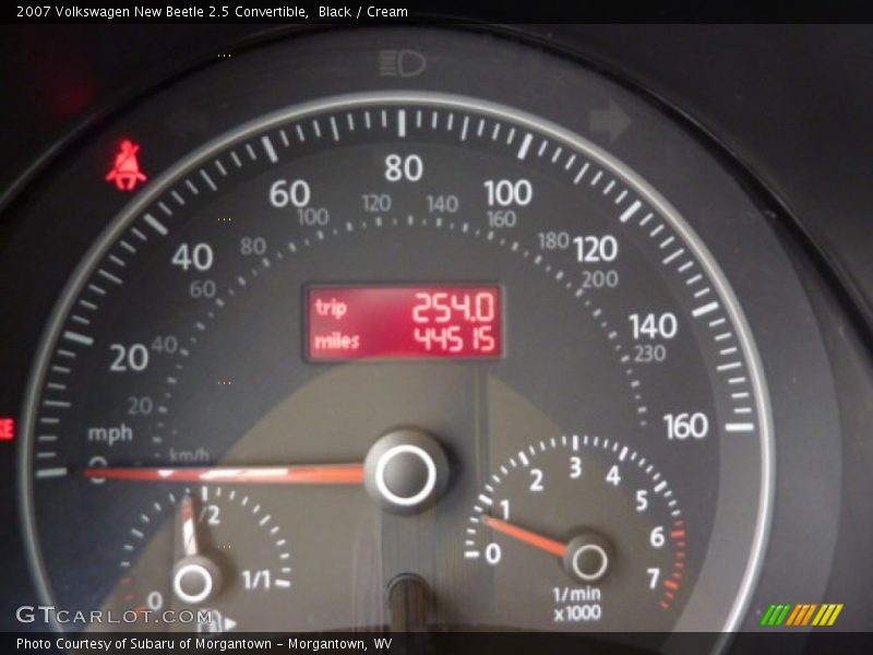 Black / Cream 2007 Volkswagen New Beetle 2.5 Convertible