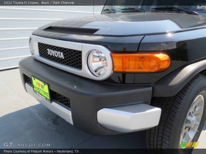 Black / Dark Charcoal 2012 Toyota FJ Cruiser