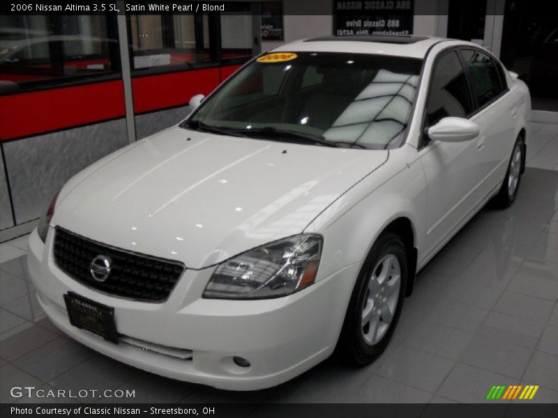 Satin White Pearl / Blond 2006 Nissan Altima 3.5 SL