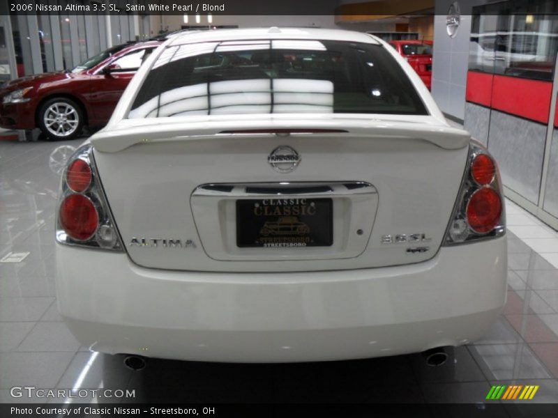Satin White Pearl / Blond 2006 Nissan Altima 3.5 SL