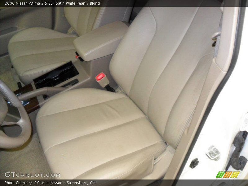 Satin White Pearl / Blond 2006 Nissan Altima 3.5 SL
