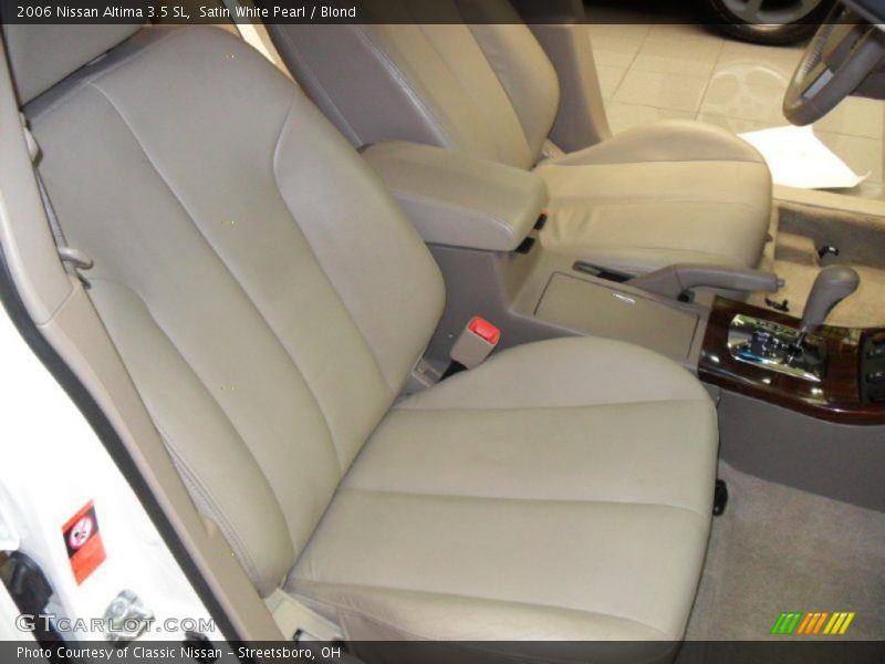 Satin White Pearl / Blond 2006 Nissan Altima 3.5 SL