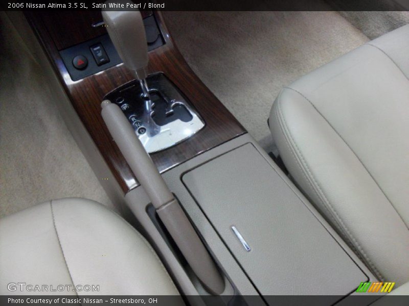 Satin White Pearl / Blond 2006 Nissan Altima 3.5 SL