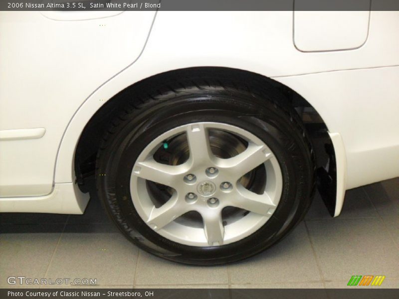Satin White Pearl / Blond 2006 Nissan Altima 3.5 SL