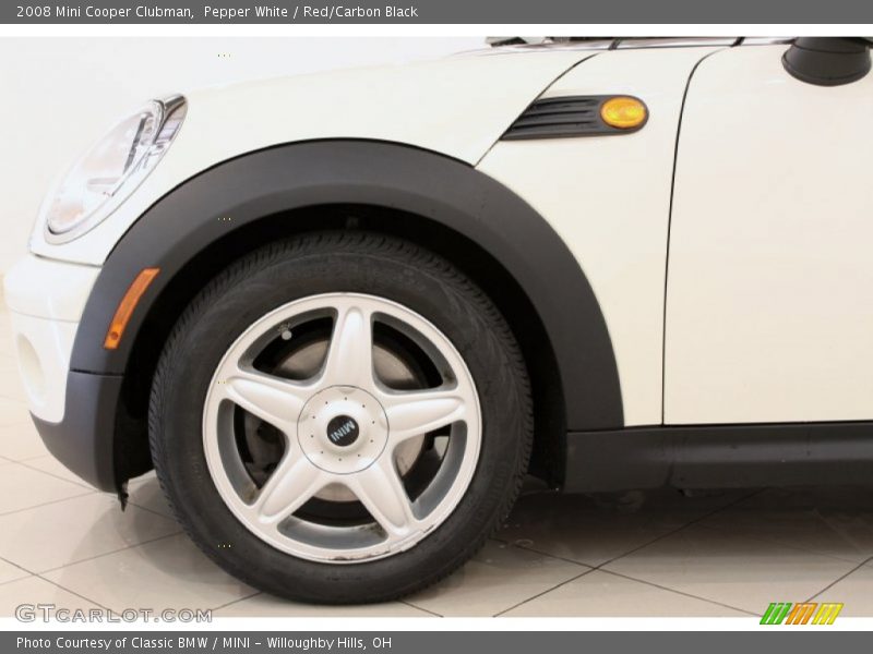 Pepper White / Red/Carbon Black 2008 Mini Cooper Clubman