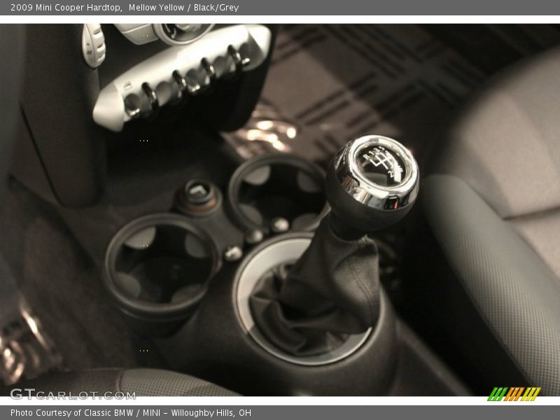  2009 Cooper Hardtop 6 Speed Manual Shifter