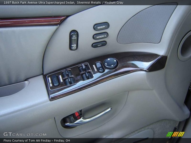 Silvermist Metallic / Medium Gray 1997 Buick Park Avenue Ultra Supercharged Sedan