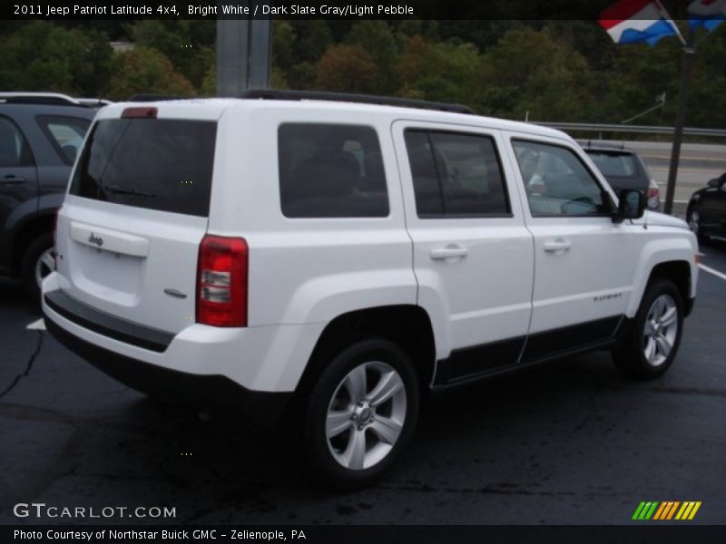 Bright White / Dark Slate Gray/Light Pebble 2011 Jeep Patriot Latitude 4x4