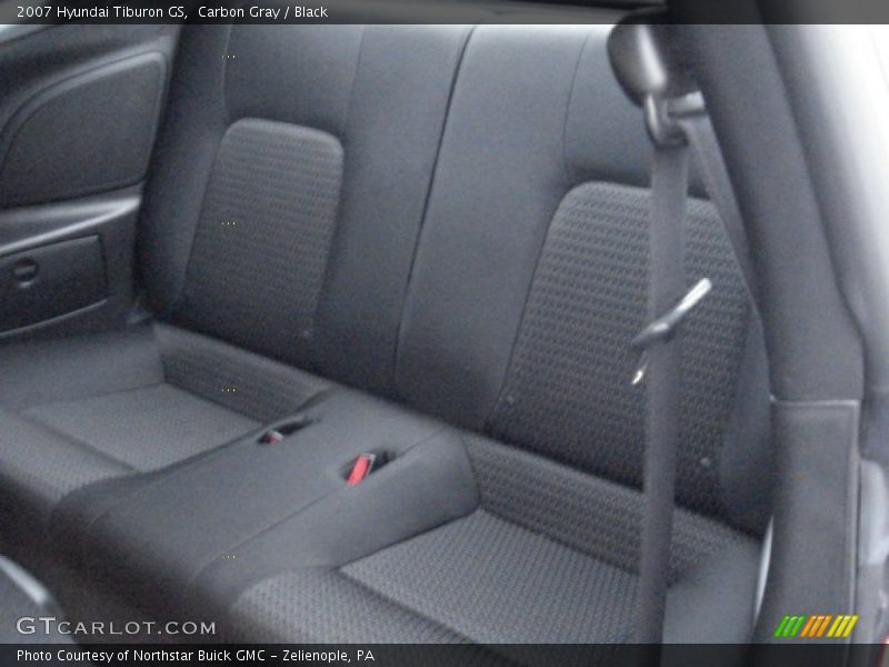 Rear Seat of 2007 Tiburon GS